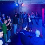 Crowd. Company Slow live im Cafe Q. Indoor Skateramp. Cafe Q. Live Rap Coburg.